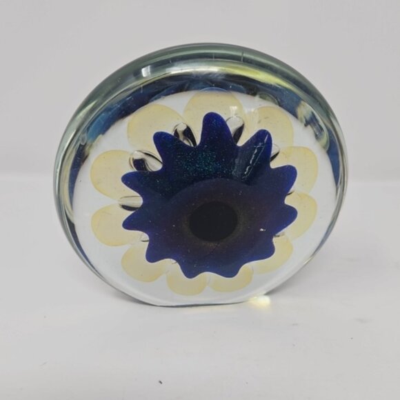 Vintage 1997 Robert Eikholt Studio Art Glass Paperweight Amenone Jellyfish 4.5" - Picture 2 of 5